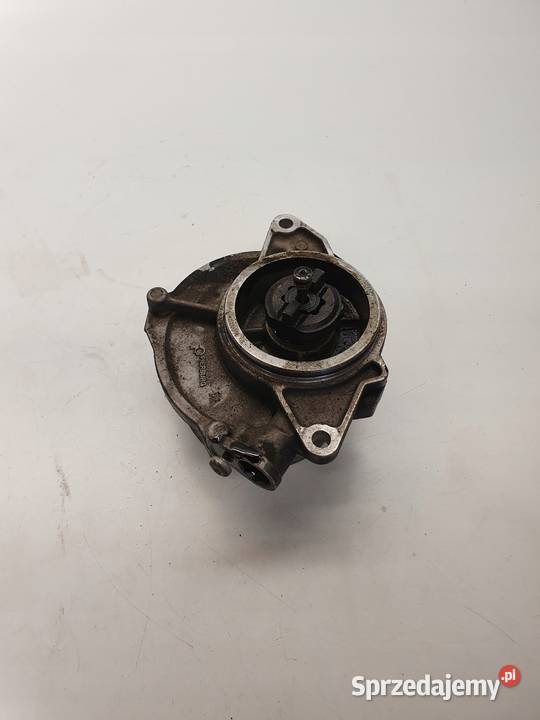 POMPA VACUM AUDI A6 C6 30 TDI BMK ASB 057145100T Przystajń