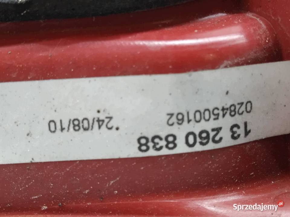 LAMPA TYŁ KOMPLET W KLAPĘ EUROPA 13260841 Opel osobowe
