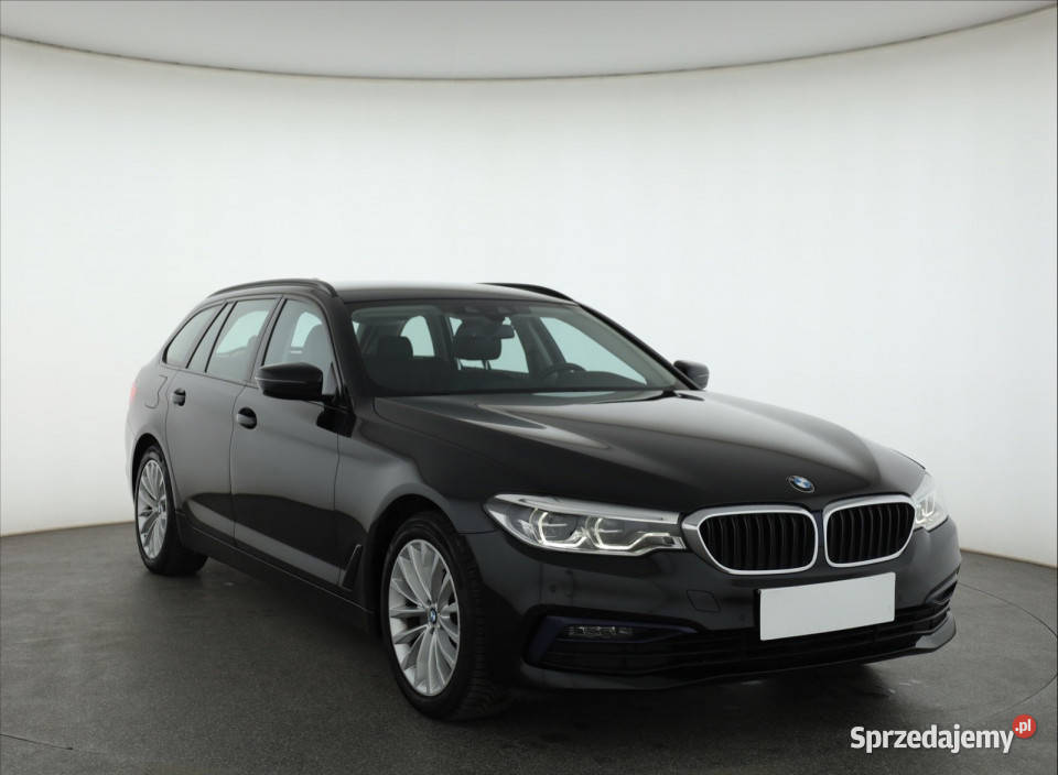 BMW 5 520d 140KM Piaseczno