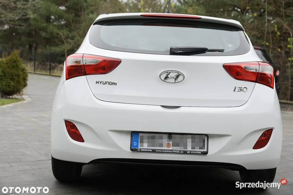 HYUNDAI i30 LIFT 14 Benzyna 100 DOHC Z Niemiec sprowadzony świętokrzyskie Niwy sprzedam