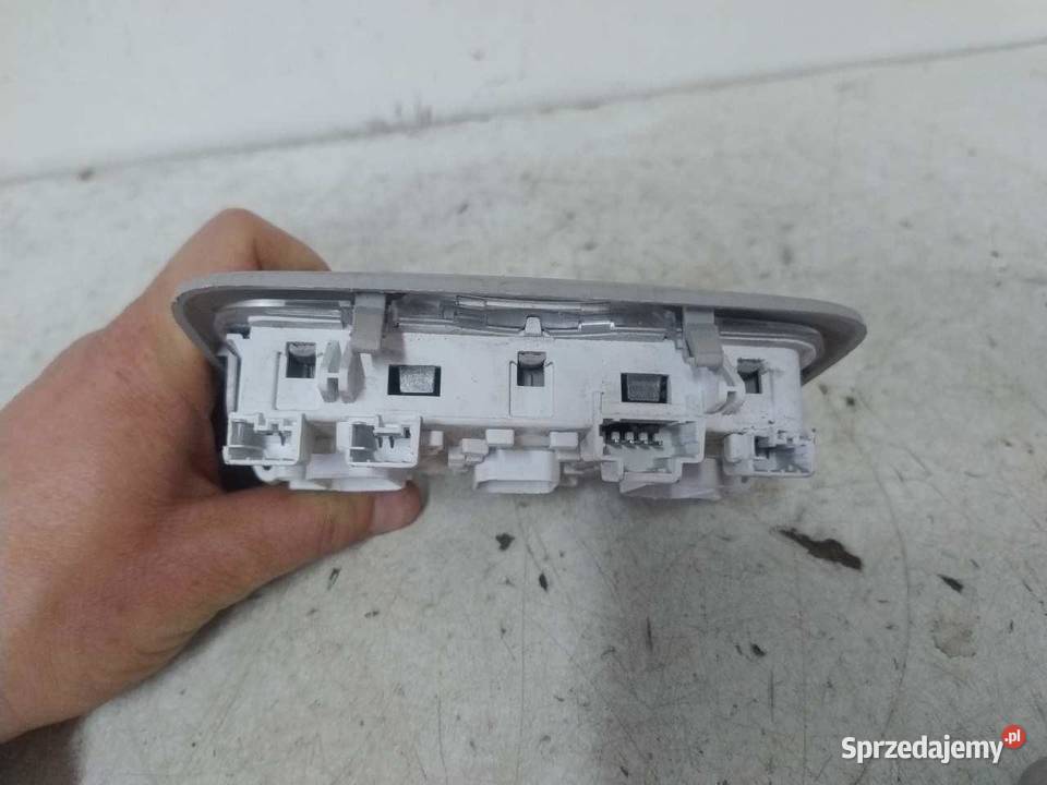 LAMPKA OŚWIETLENIA KABINY CITROEN C4 PICASSO II osobowe