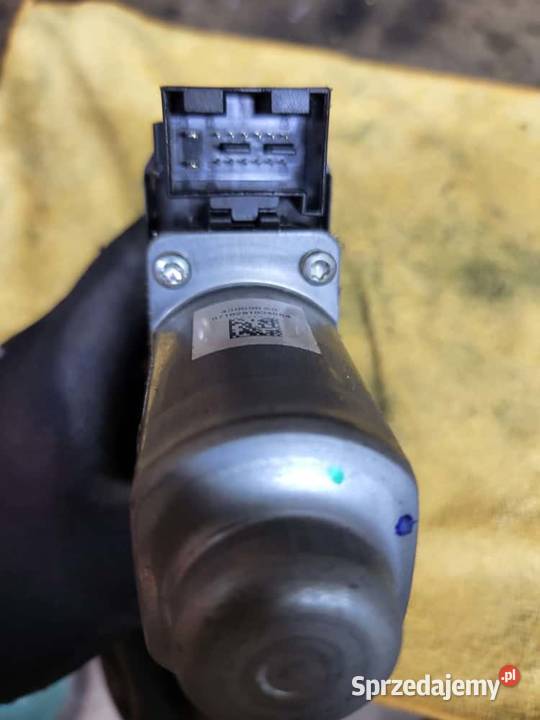 silniczek szyby prawy Polo 9n3 6Q2959801E Żory