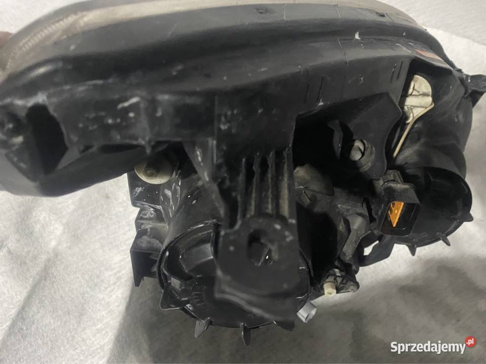 Lampa Lewa Renault Koleos I xenon 711 EU lewe Jasienica