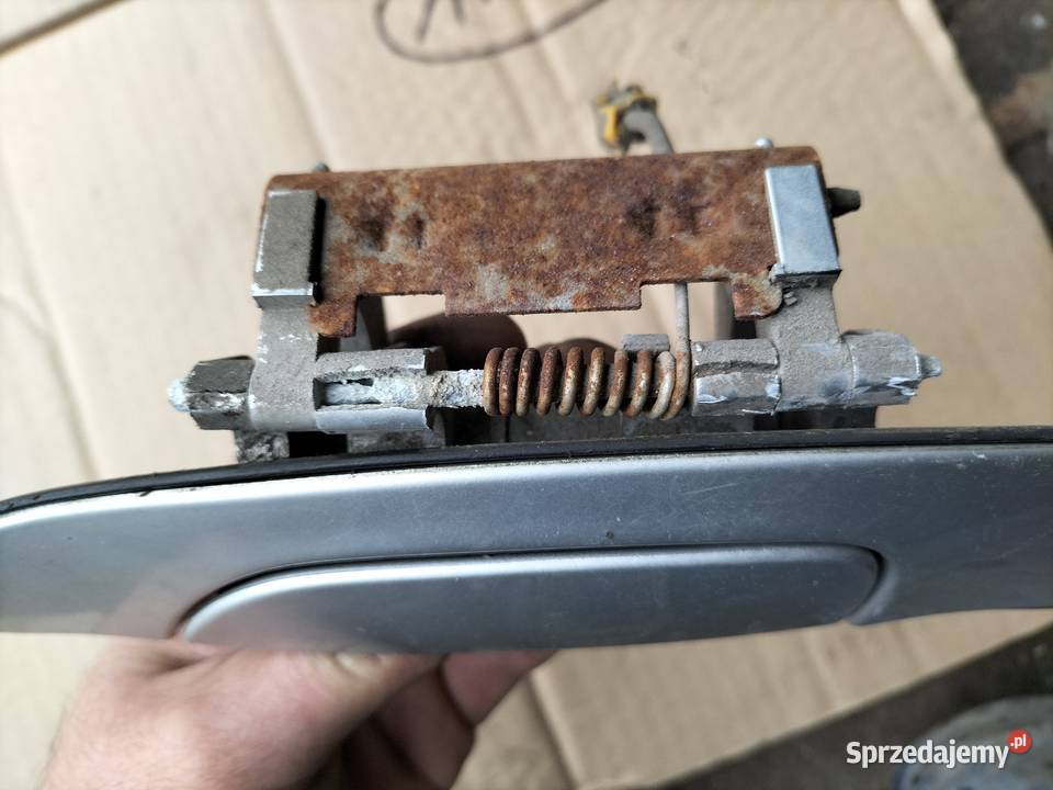 FORD MONDEO MK2 KLAMKA DRZWI ZEWNĘTRZNA LEWA lubelskie Kamień-Kolonia sprzedam