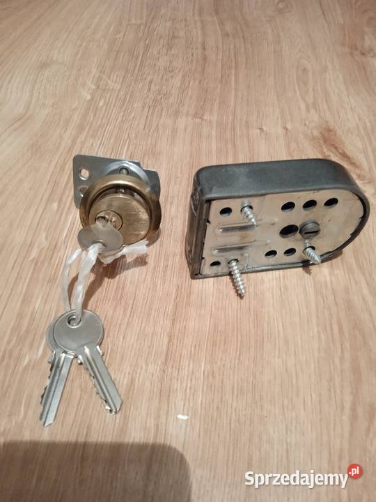 trzy zamki nawierzchniowe 5060 biały i szary wielkopolskie sprzedam