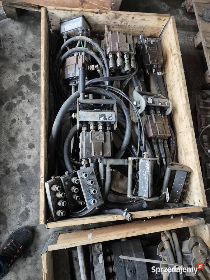 hydrauliczny rozdzielacz Mach system sdm 1432 Turek