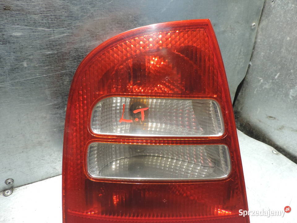 SKODA OCTAVIA 1 HB LAMPA LEWA TYLNA Nowy Sącz