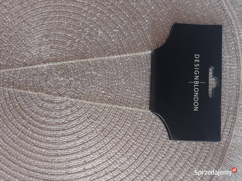 ASOS Długi naszyjnik z zawieszką łańcuszek z