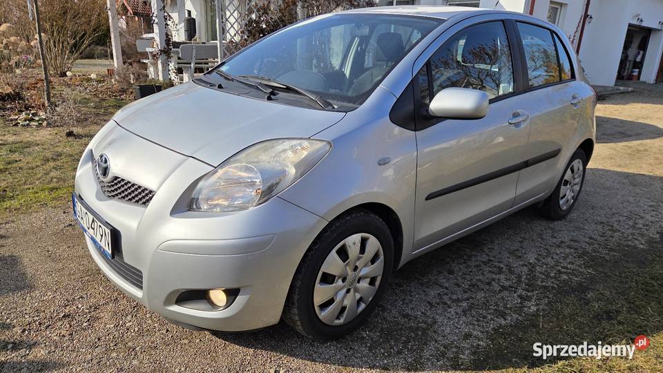Toyota Yaris Automat Polski Salon benzyna Gdańsk