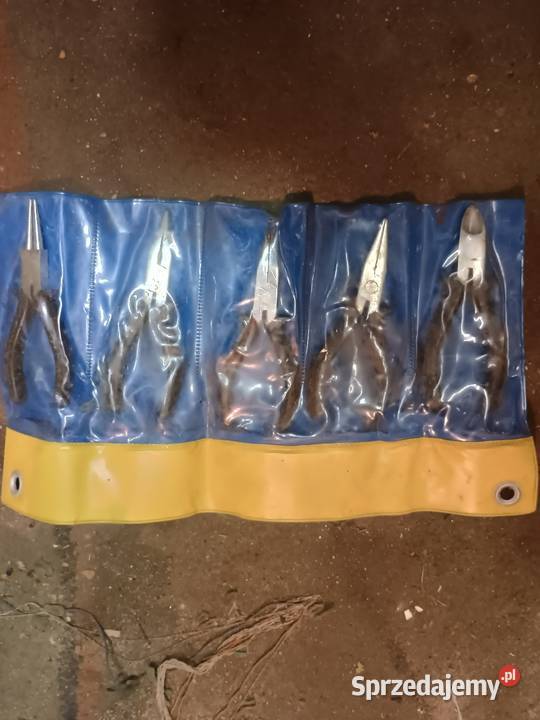 Nowy zestaw szczypiec precyzyjnych z PRLu Płock