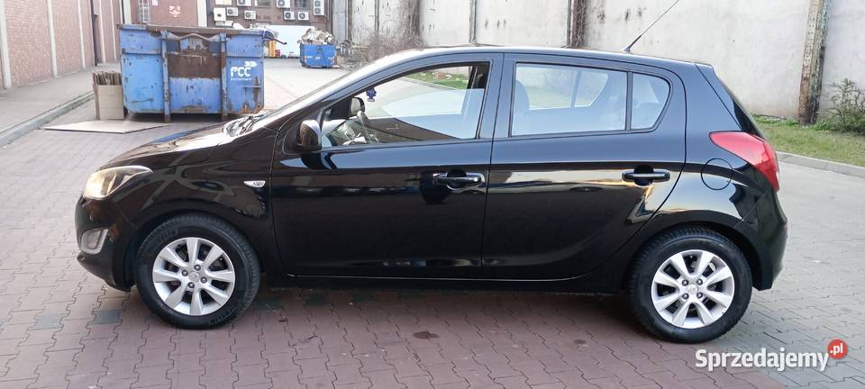 Hyundai i20 12 16v benzyna 2013 Ładny i20 Radomsko