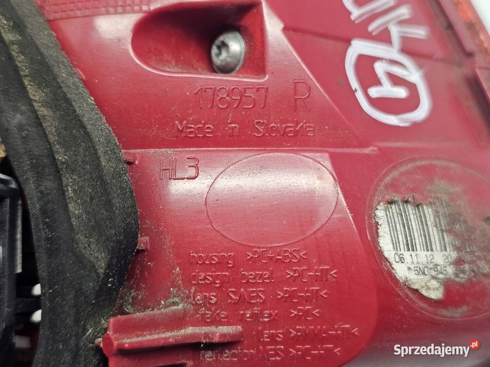 VOLKSWAGEN TIGUAN I LIFT 12r lampa prawa tył w Kielce sprzedam