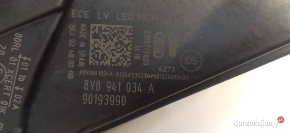 AUDI A3 8Y LAMPA FULL LED PRAWY PRZÓD 8Y0941034A