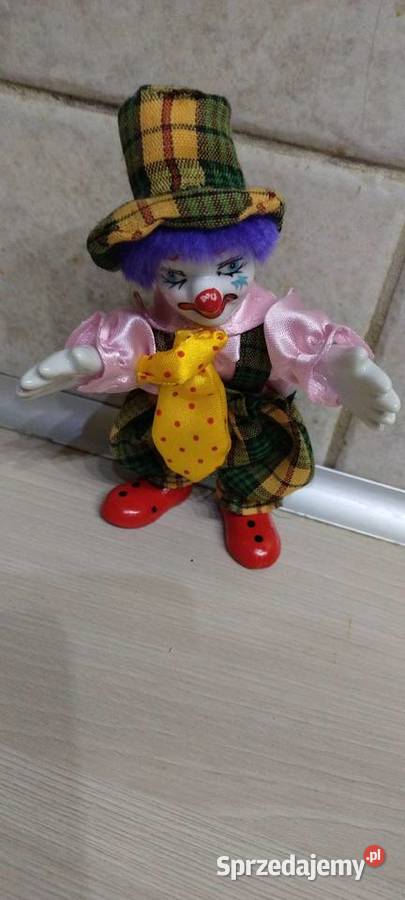 fIGURKA PORCELANOWA Klan Lublin