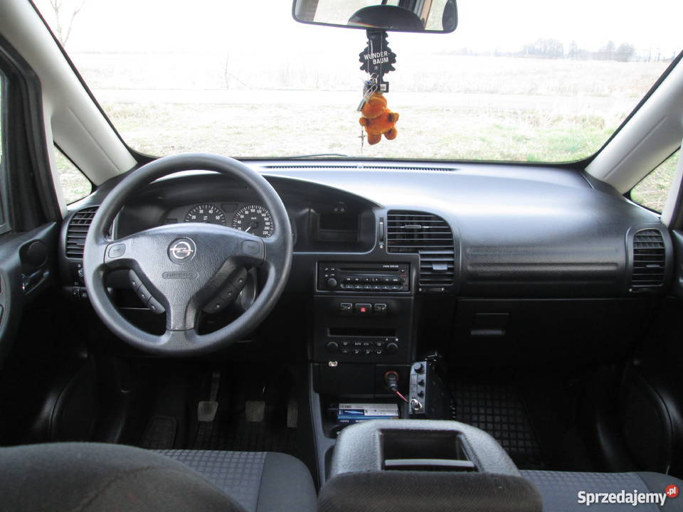 Opel Zafira 18 2003 r benzynagaz Zafira Kościan