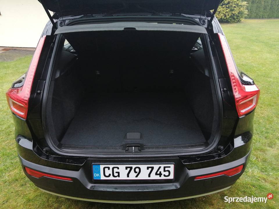 Volvo XC40 2019 20TDI automat sprowadzony Rok produkcji 2019