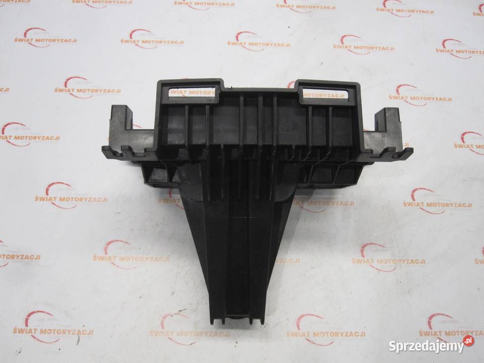 MOKKA 16 18r mocowanie radia 42403098 Kielce sprzedam