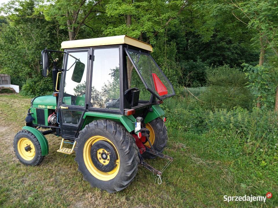 FarmMot 250 D C330 sadowniczy ogrodniczy małopolskie Miechów