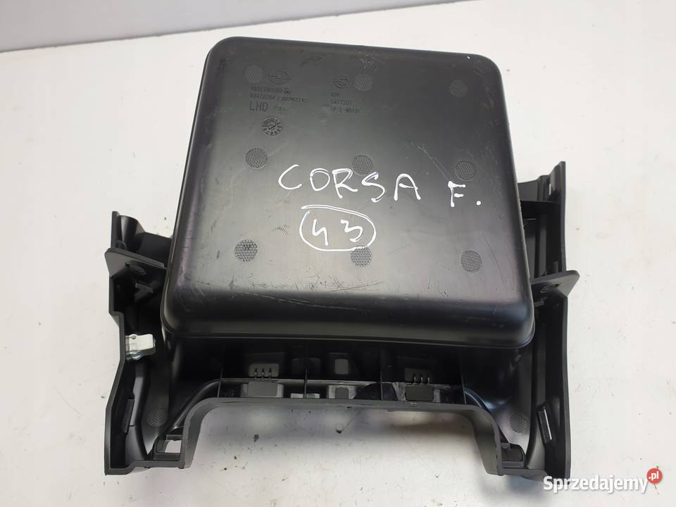 Opel Corsa F SCHOWEJKK TUNELU ŚRODKOWEGO osobowe Janów
