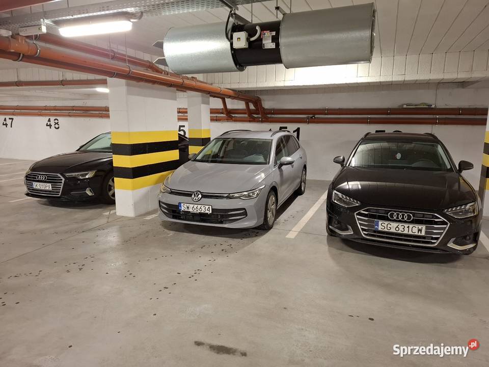 Miejce postojowe w hali garażowej Katowice