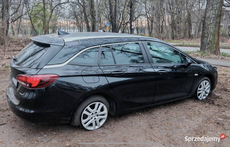 Opel Astra K 2017 Rogoźnik
