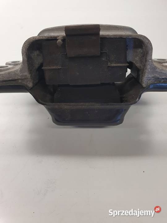 ŁAPA PODUSZKA SILNIKA AUDI A3 8P VW 19 K0199555M Przystajń