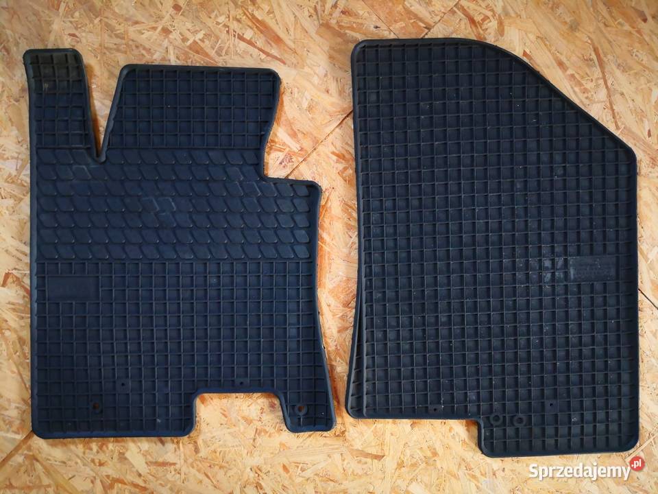 Dywaniki wycieraczki gumowe HYUNDAI I30 przód Dywaniki Rzeszów