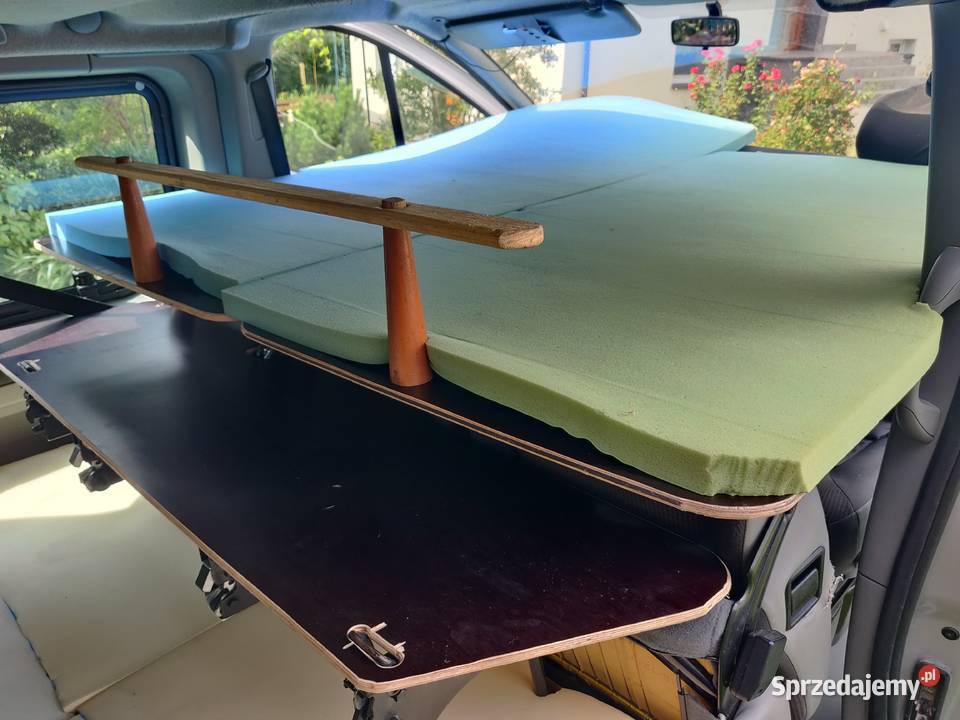 Zabudowa Kamper Box do Opel Vivaro Trafic Łóżko Pozostałe Wólka Brzózka