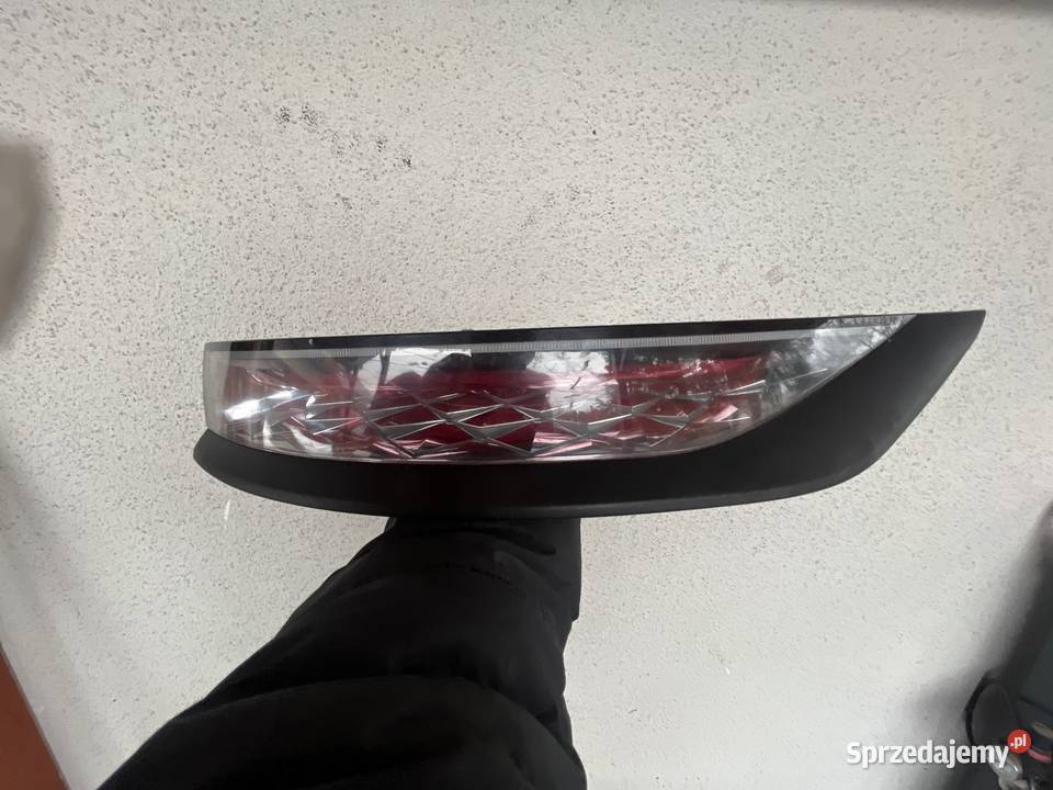 CITROEN DS7 LAMPA LEWY TYŁ 9824986580 osobowe wielkopolskie Ostrów Wielkopolski