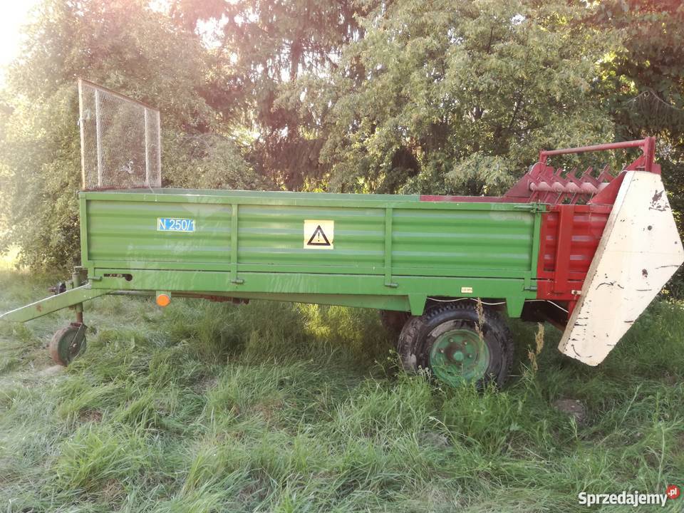 Okazja Rozrzutnik obornika jednoosiowy nieuszkodzony Rozrzutniki obornika Staszów sprzedam