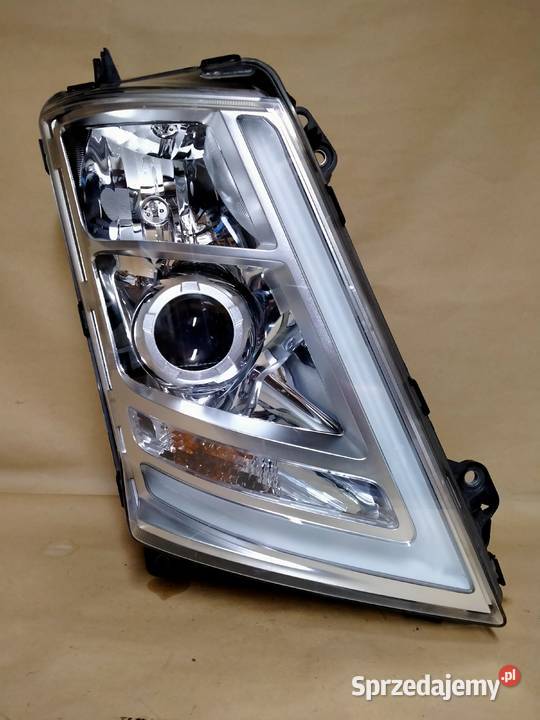 VOLVO FH4 LAMPA PRAWA BIXENON XENON 22239244 Kargowa