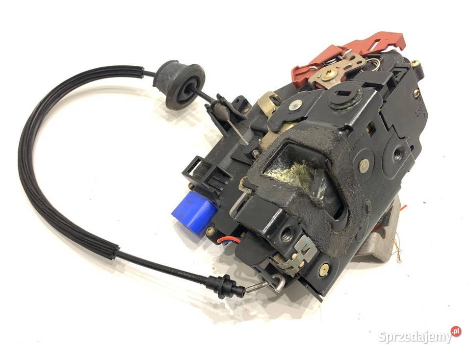 ZAMEK DRZWI PRAWY TYŁ AUDI A8 D3 SedanLimuzyna osobowe Zamki, wkładki i kluczyki