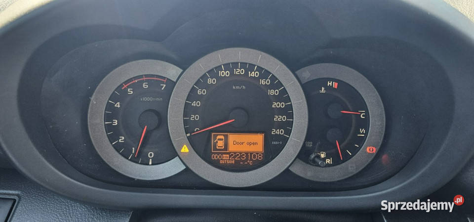 Toyota RAV4 LIFT 22D 4x4 Skóry Hak Gwarancja dolnośląskie Świdnica