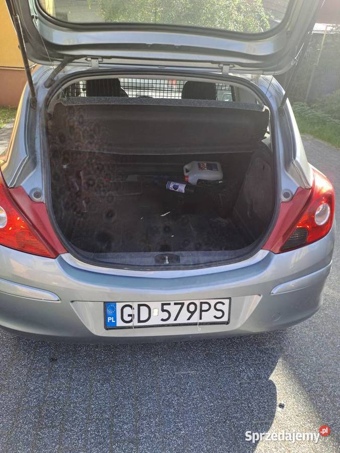 Opel Corsa Van 13 CDTI 2012 r manualna