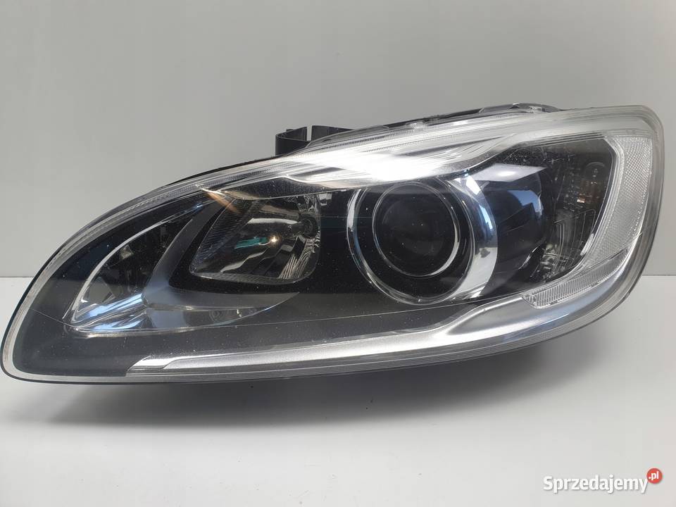 Volvo V60 S60 II LIFT PRZEDNIA LAMPA LEWA lewy Oświetlenie Janów sprzedam