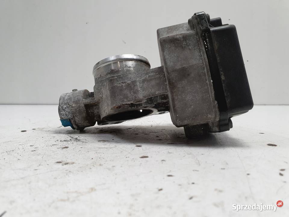 Renault Espace IV 20 T PRZEPUSTNICA 8200243886 osobowe Silniki i osprzęt Janów