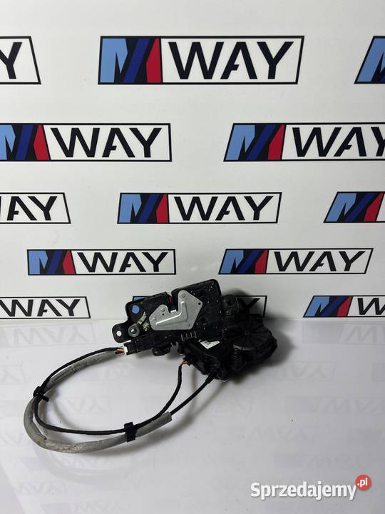 BMW G31 ZAMEK TYLNEJ KLAPY DOCIĄG 7411760 osobowe