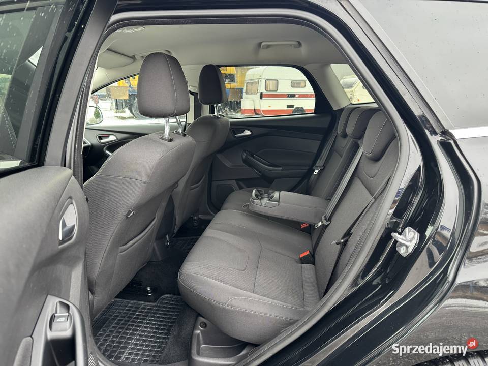 Ford Focus BENZYNA Klimatronik Nawigacja czarny Konin