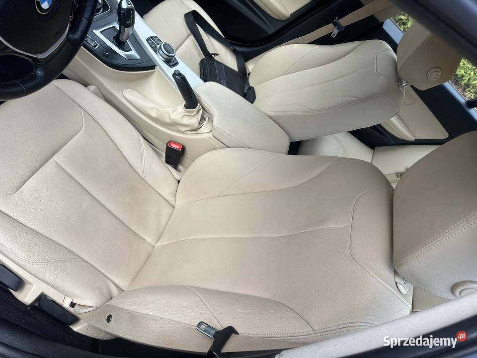 BMW F31 318i 136 2019 r