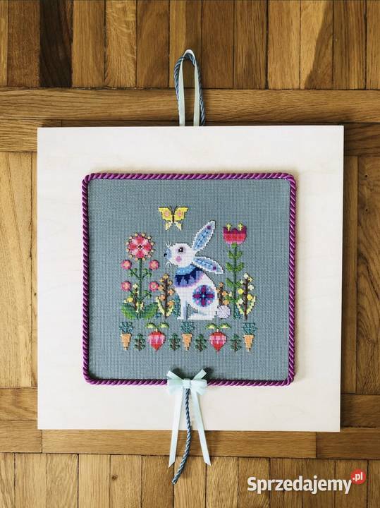 Wielkanocny zajączekhaft krzyżykowy Skarżysko-Kamienna