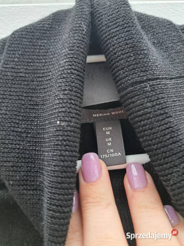 Czarny golf z wełny merino HM 100 wełna rozmiar Trąbki Wielkie