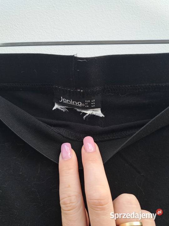 Czarna spódnica ołówkowa Janina rozmiar 40 Odzież damska Trąbki Wielkie