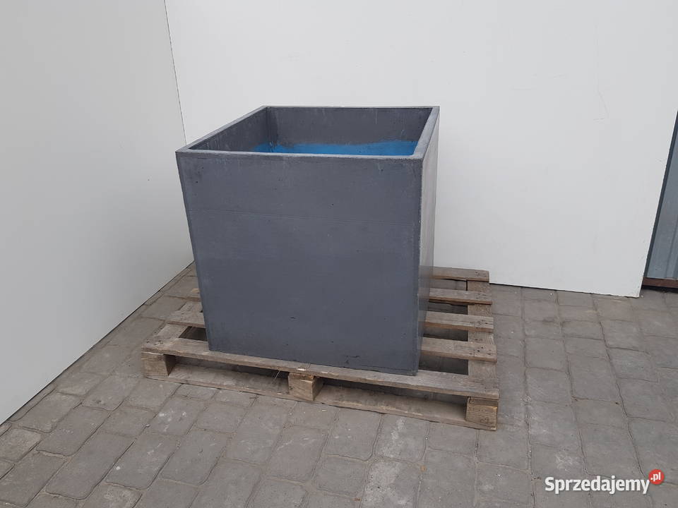 Donica betonowa 70x70x70 beton architektoniczny Rawicz