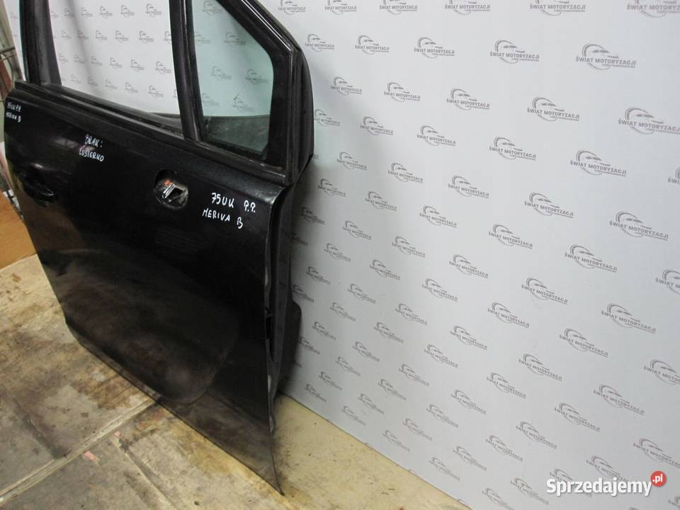 OPEL MERIVA B 13r drzwi prawe przód
