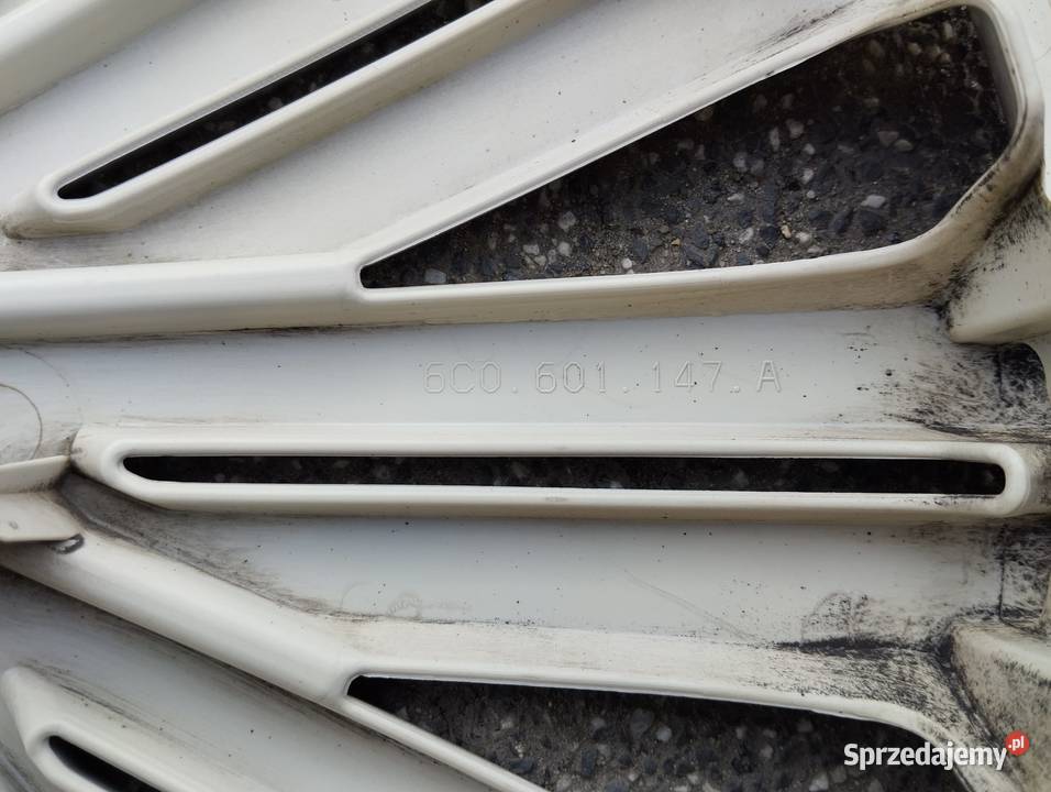 Kołpak Vw 15 6C0601147A Polo pojedyncza sztuka