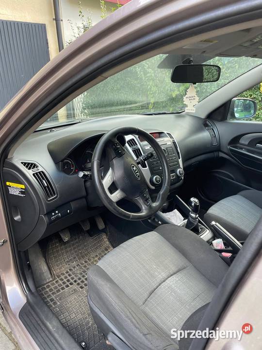 Kia ceed 16 crdi 115 1600cm3 Zalas