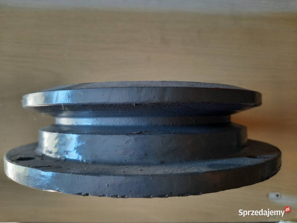 Koło pasowe napędzające alternator mocowane do Świecie