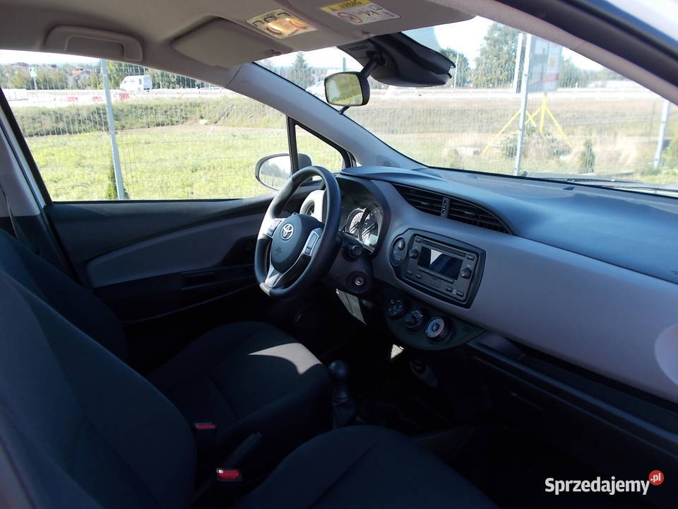 TOYOTA YARIS 10 benzynasalon Polska elektryczne szyby podkarpackie Dębica