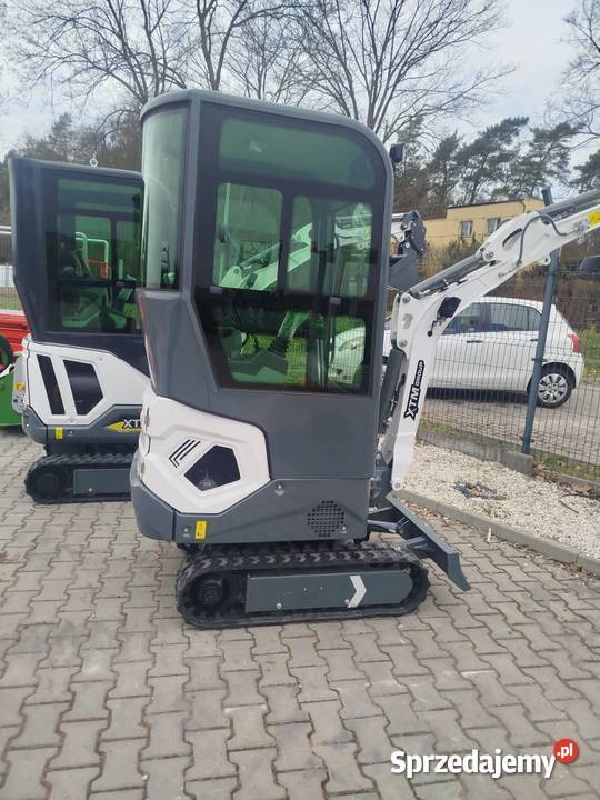 MINI KOPARKA XTM X10S PRO Z KABINĄ ŁM Koparki sprzedam