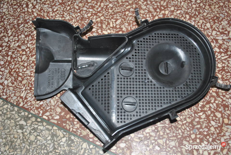 Górna obudowa paska rozrządu AUDI A4B5 SKODA Poręba